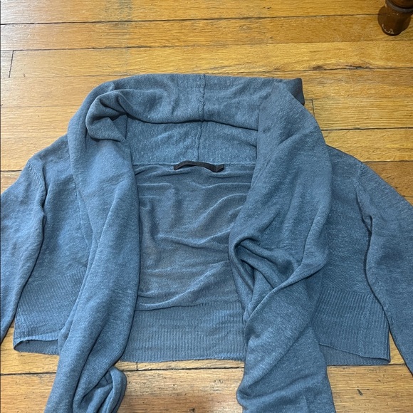 Nicholas K The Shelton Linen Blend Crop Cardigan in Slate, size XS - Picture 5 of 14